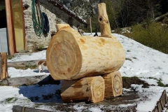 Brunnen_Kastanienholz_gross_3